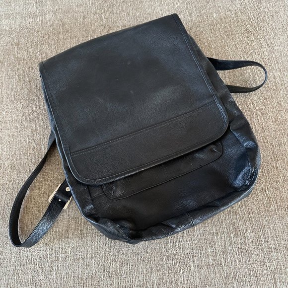 Genuine Leather Backpack/Cross Body Purse Bag - Picture 4 of 7